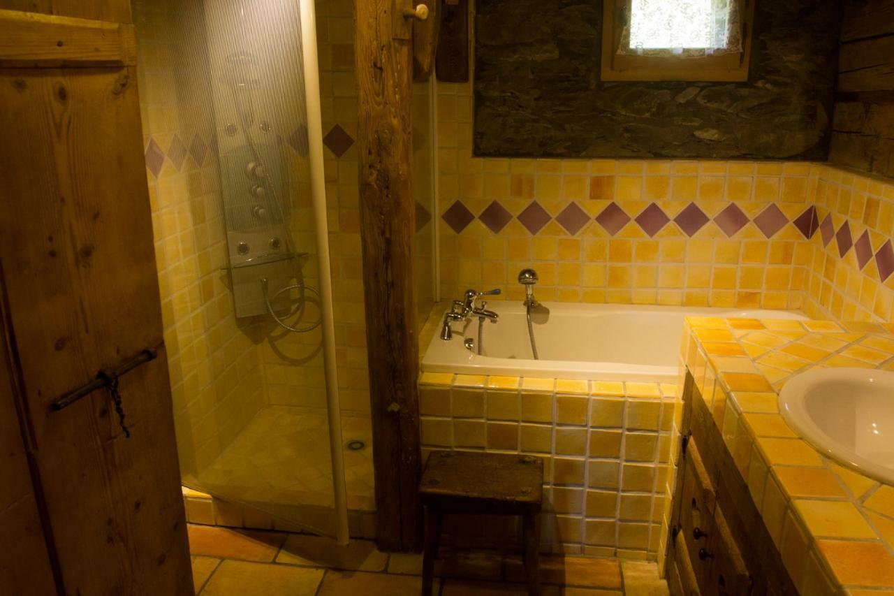 Reine Des Aravis - Chalet Isole Флюме Екстериор снимка